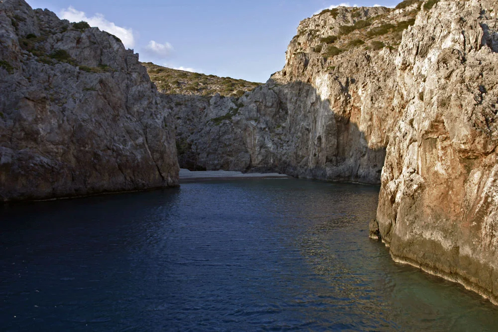Παρθένες και απάτητες παραλίες Κυθήρων 2 Παραλία Κυριακουλού