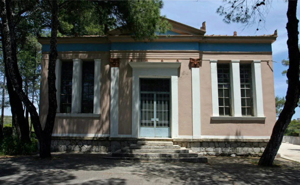 oinopoieio stratigoy kythira