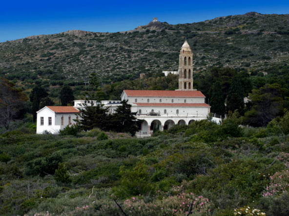 Μυρτιδιώτισσα Μνημεία κυθηρα
